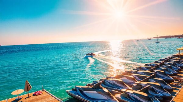 Top 5 raisons de faire du jet ski à Argelès cet été